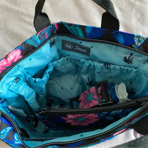 Lug Tenor Resort Black - Picture 2 of 4